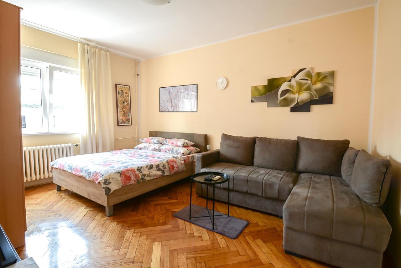 Apartment Petra 071 Belgrad Exteriör bild